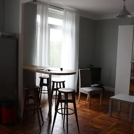 Appartement T2 Gautier Proche Cité Médiévale Parking Privé *